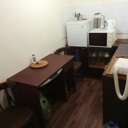 Guest house Sauna Retreat: 24-hour With Kitchen & Parking